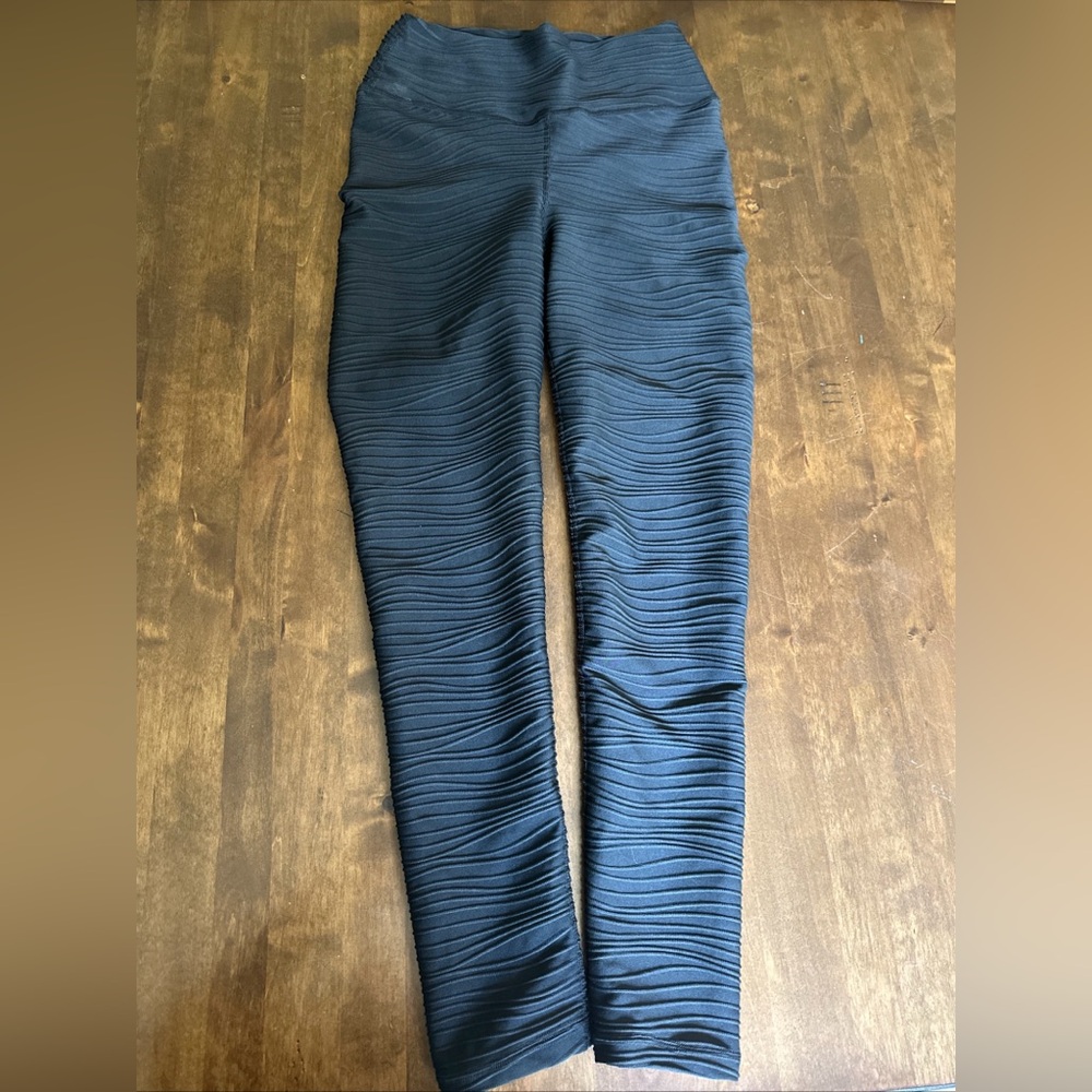 Tissini Leggings M Medium Womens Black Textured Gym Athleisure Casual 🖤‎